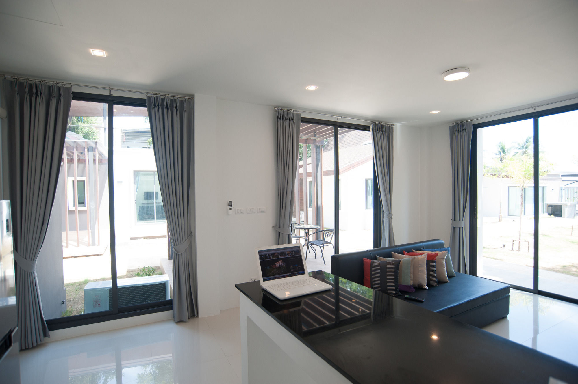Sea Space Villa Phuket Rawai Luaran gambar