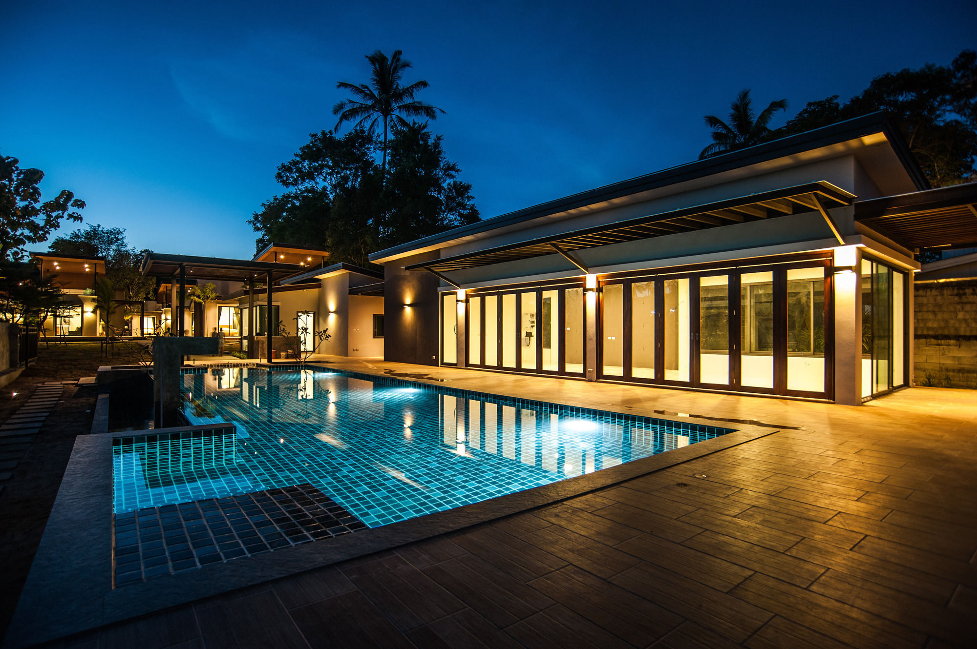 Sea Space Villa Phuket Rawai Luaran gambar